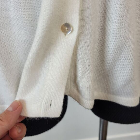 Vintage Carolyn Taylor Cardigan Sweater Cream Soft Knit Preppy Grandma Medium - Picture 5 of 9